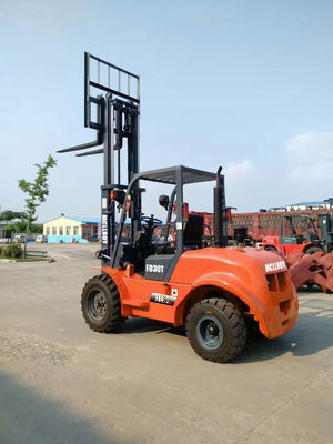 شاحنة شقوق موثوقة لكل المناطق لتسهيل نقل البضائع من مكان إلى آخر